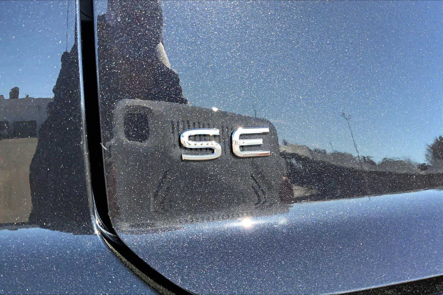 New 2026 Deep Black Pearl Volkswagen 2.0T SE image 15