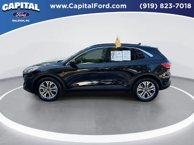Used 2022 Black Ford SEL image 5