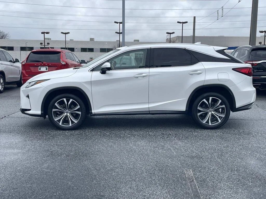 Used 2018 White Lexus 350 image 2