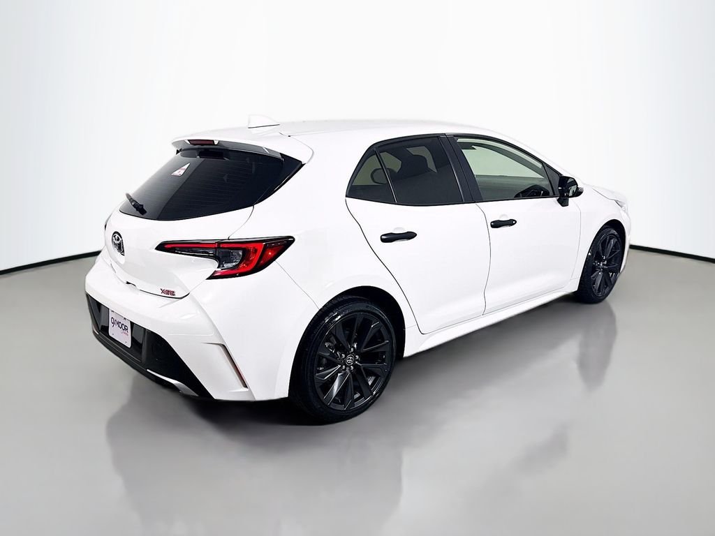Used 2024 Ice Cap Toyota XSE image 7