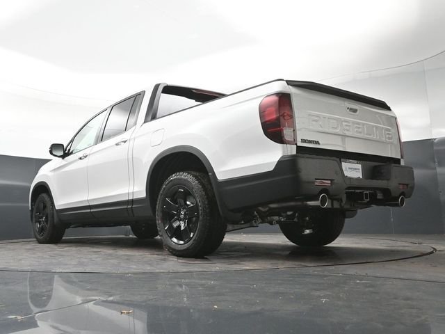 New 2026 Platinum White Pearl Honda Black Edition image 30