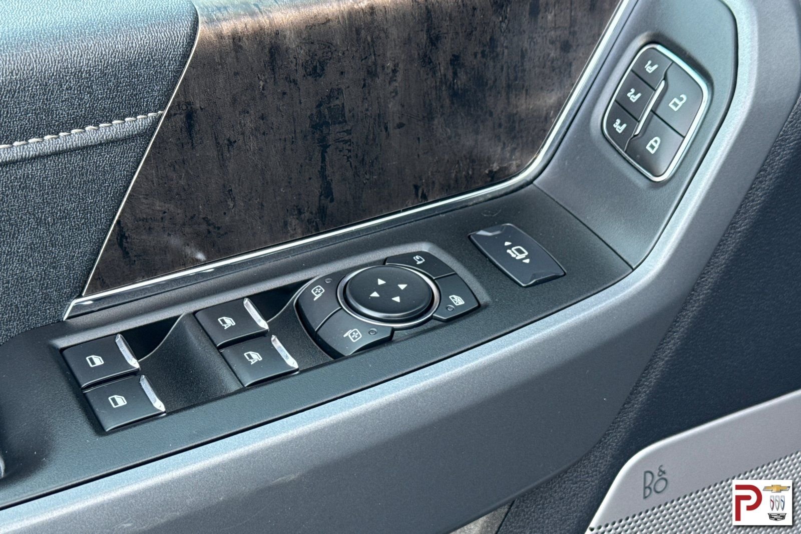Used 2024 Blue Ford Lariat image 13