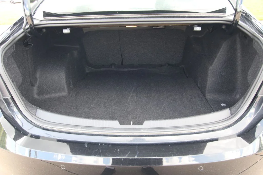 Used 2024 Mosaic Black Metallic Chevrolet LT image 15