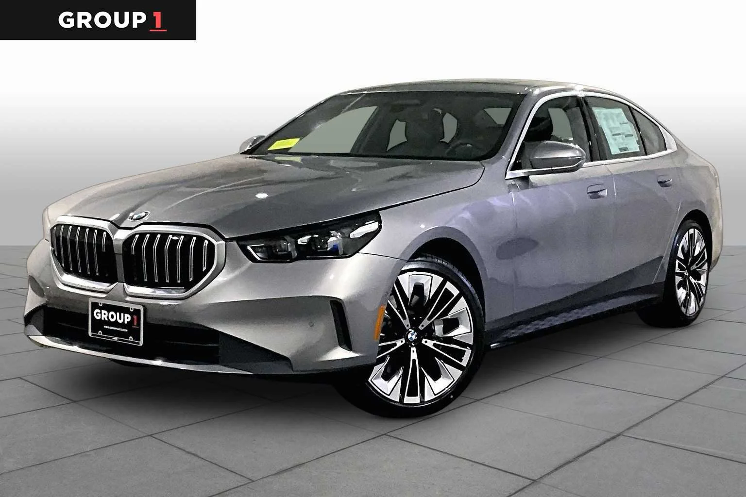 2027 BMW 5 Series 530i xDrive Sedan's photo