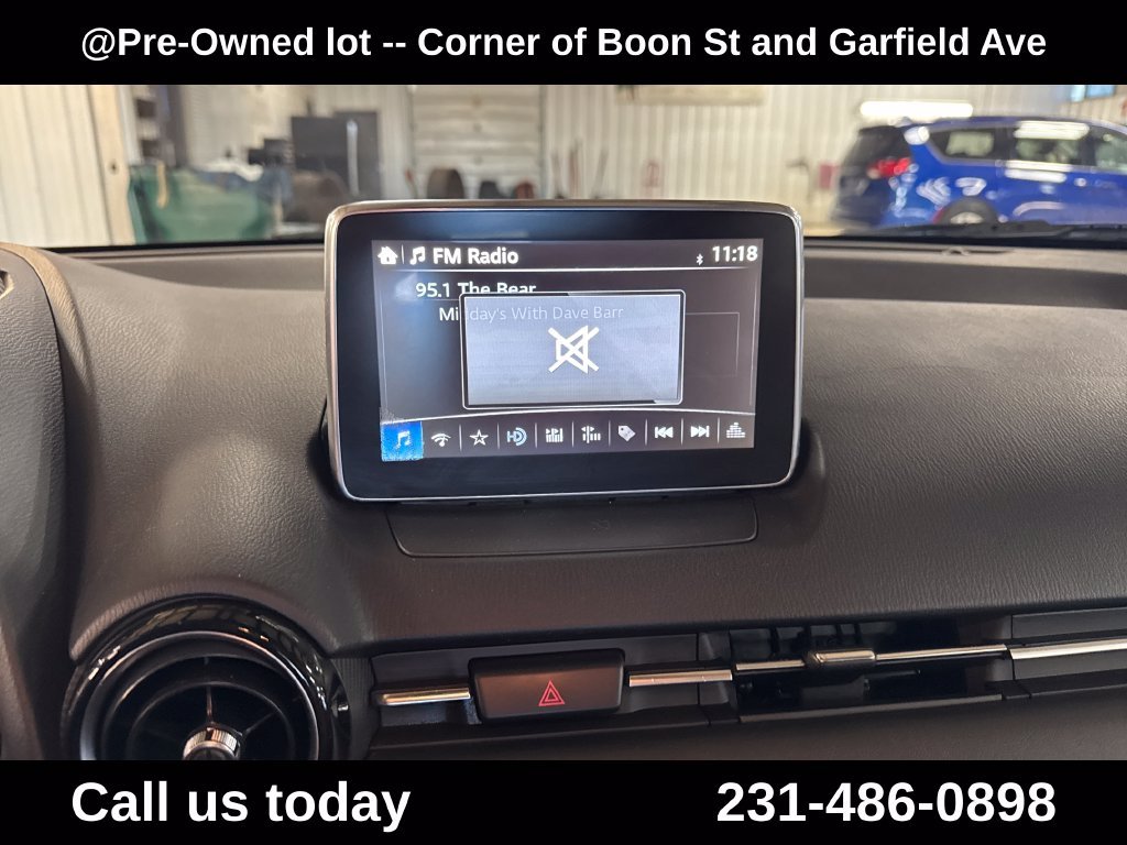 Used 2016 Blue Scion Base image 19