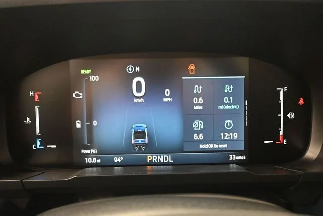 New 2026 Carbonized Gray Metallic Ford XLT image 9