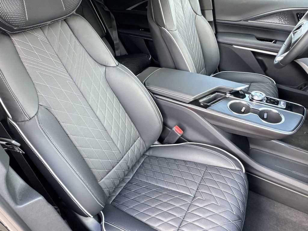 2026 Cadillac LYRIQ V Premium - Photo 25
