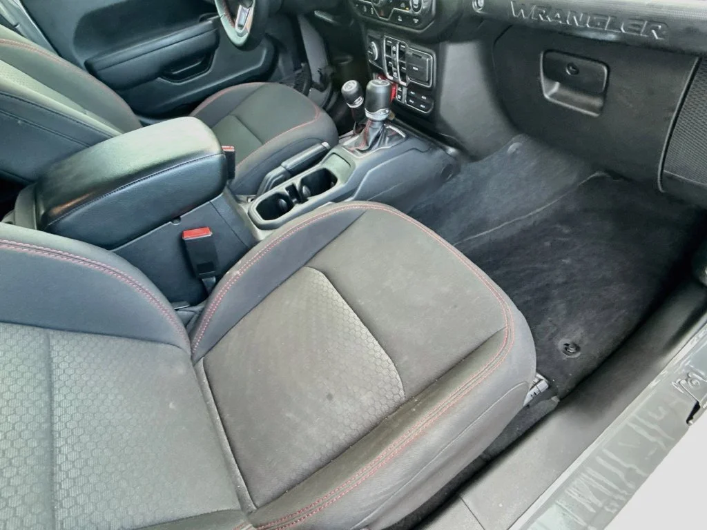 Used 2022 Gray Jeep Unlimited Rubicon image 33