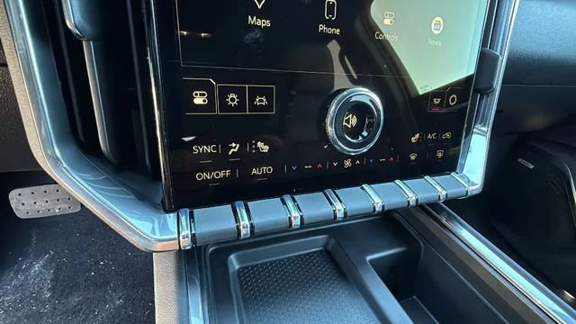 New 2026 Sterling Metallic GMC Elevation image 14