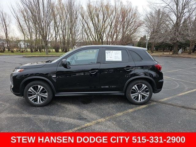 2025 Mitsubishi Outlander Sport 2.0 ES AWC CVT's photo