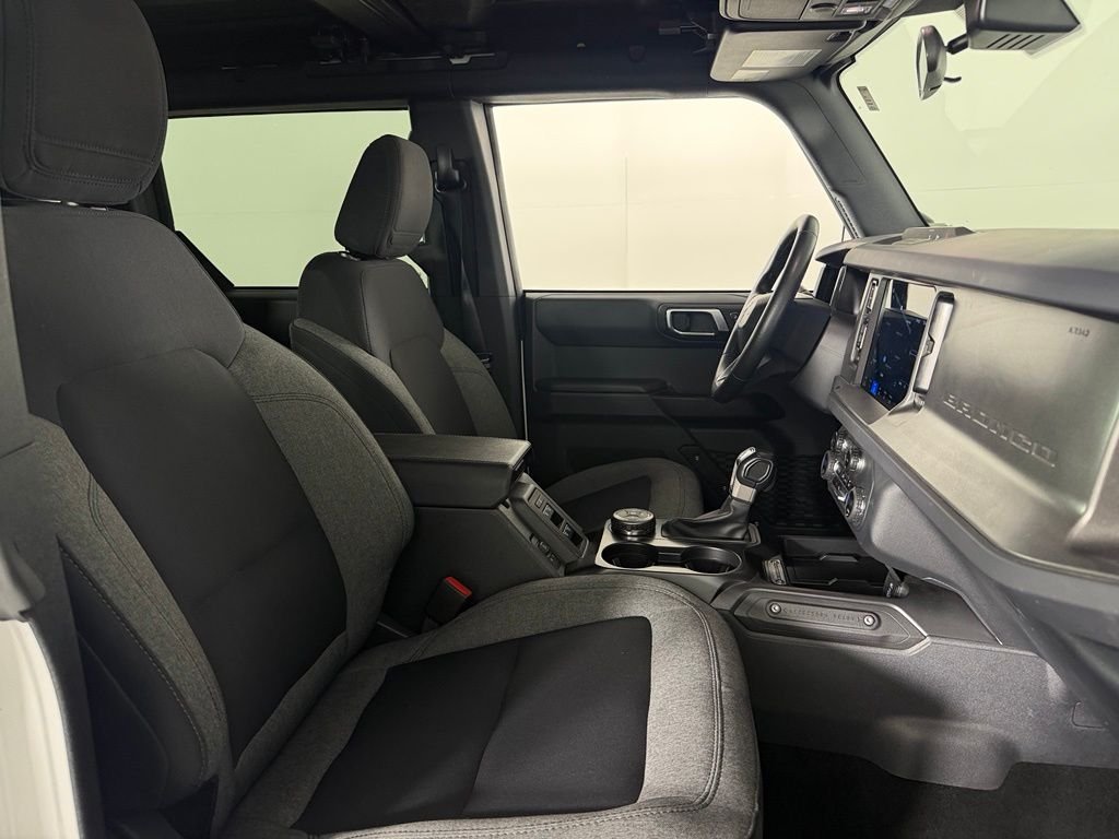 Used 2025 White Ford Big Bend image 31