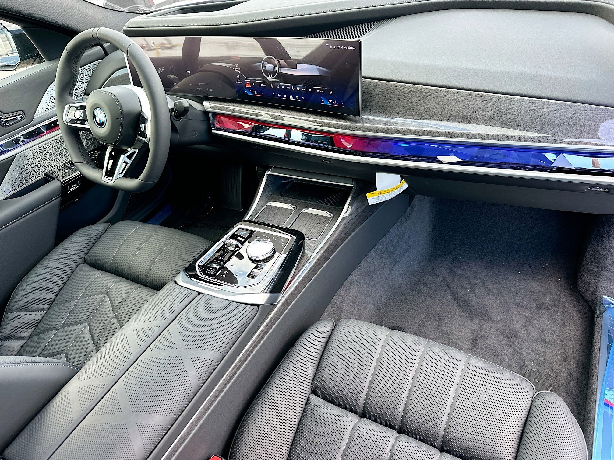 Rear three-quarter exterior view