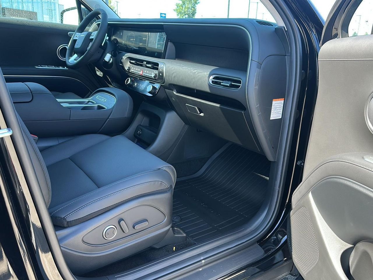 New 2027 Abyss Black Pearl Hyundai SEL Premium 7P image 43