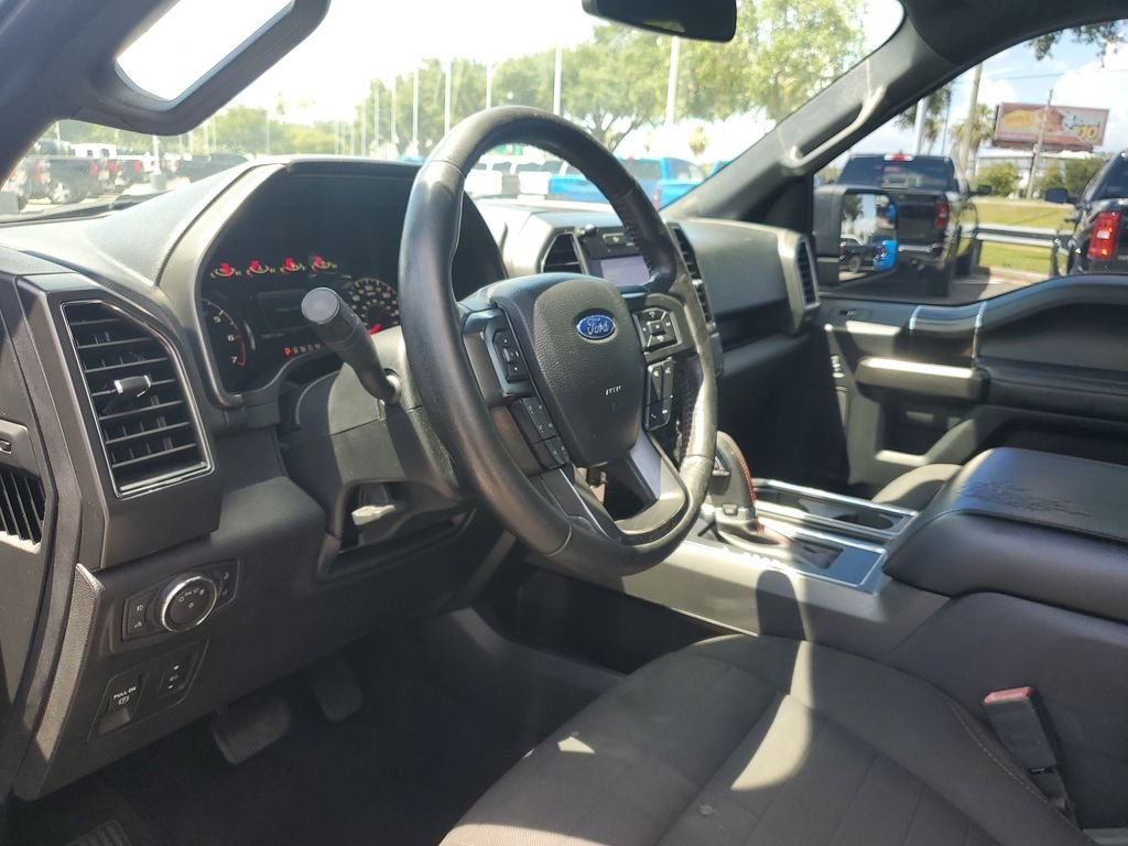Used 2019 Black Ford XLT image 10