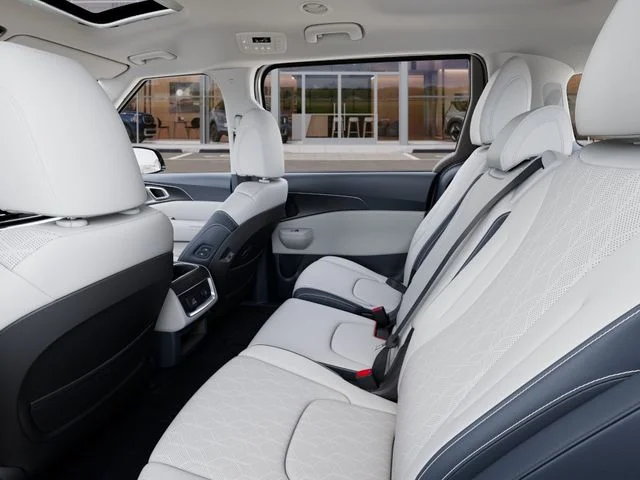 New 2026 Ivory Silver Kia SX image 18