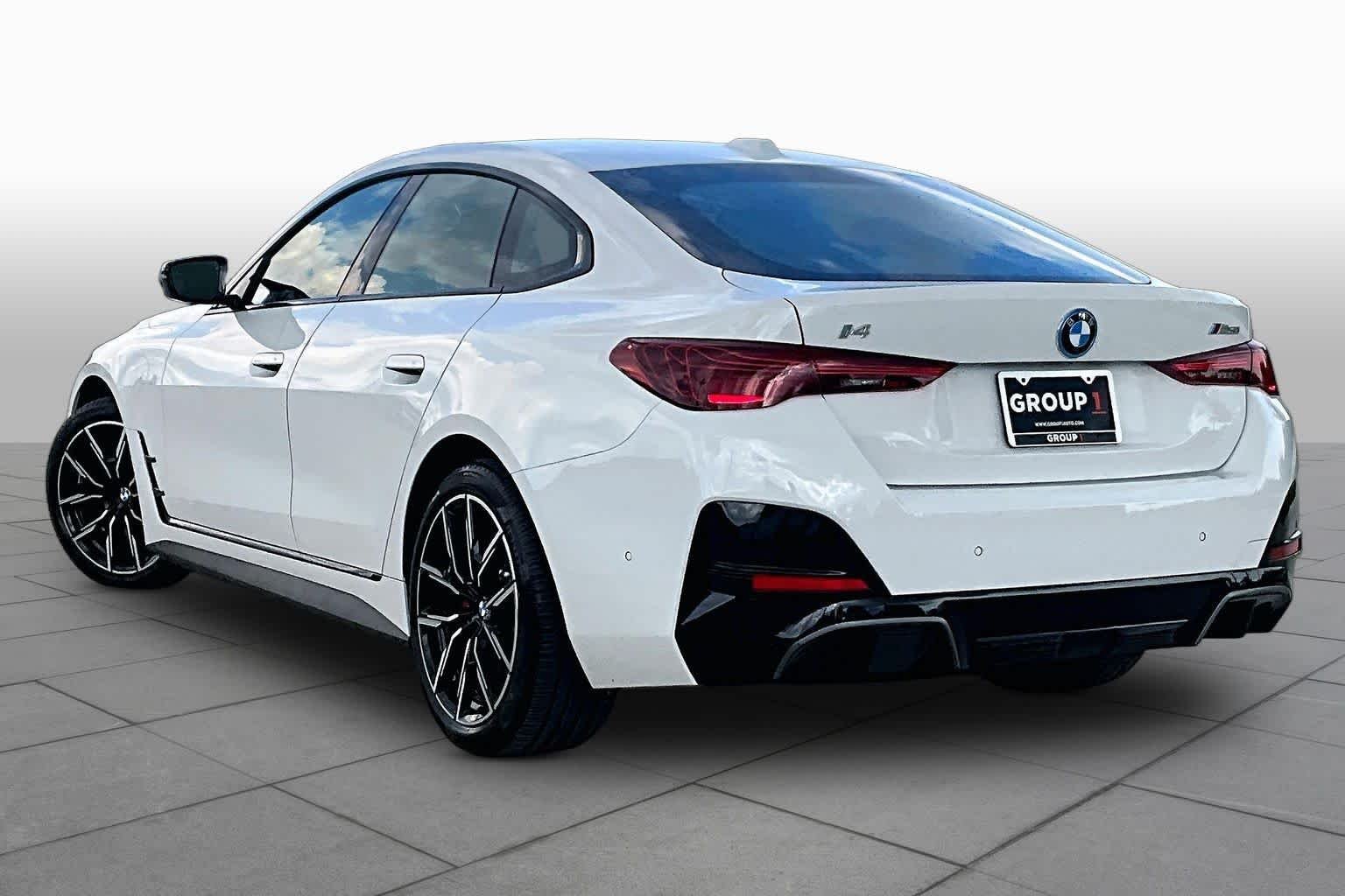Used 2025 Alpine White BMW M50 image 11
