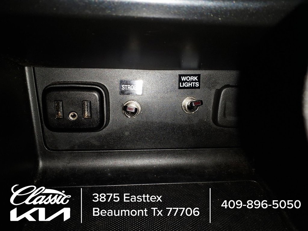 Used 2021 White Chevrolet LT image 23