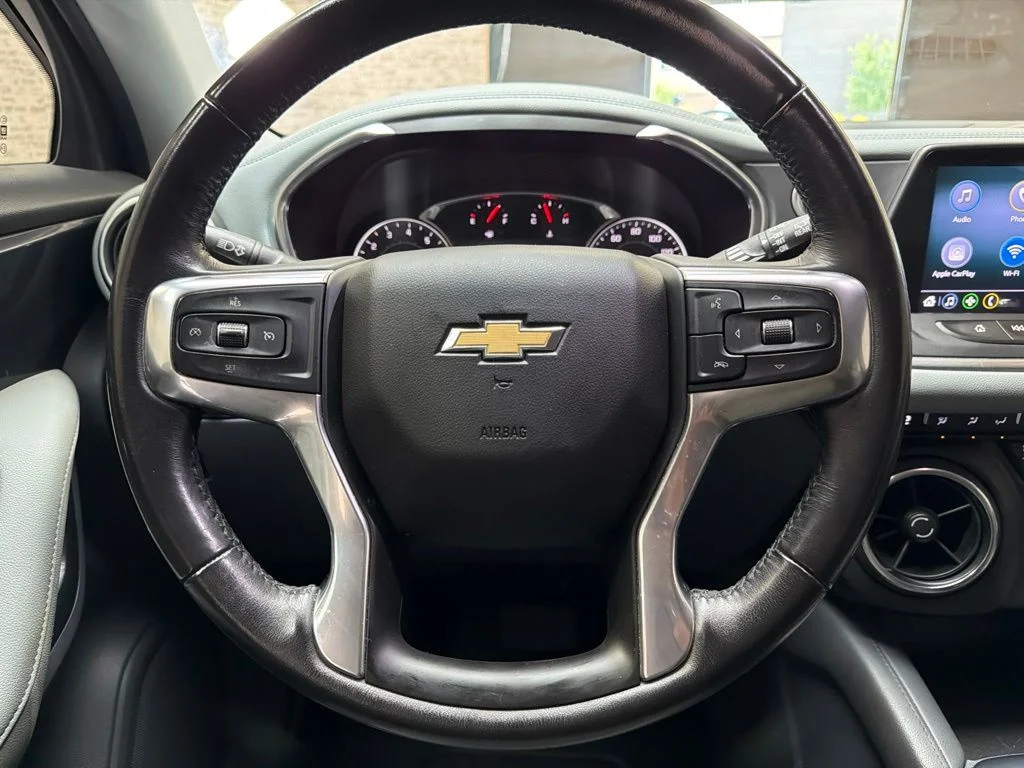 Used 2020 Summit White Chevrolet LT image 17