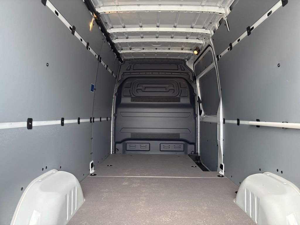 Used 2024 White Mercedes-Benz Cargo 170 WB image 14