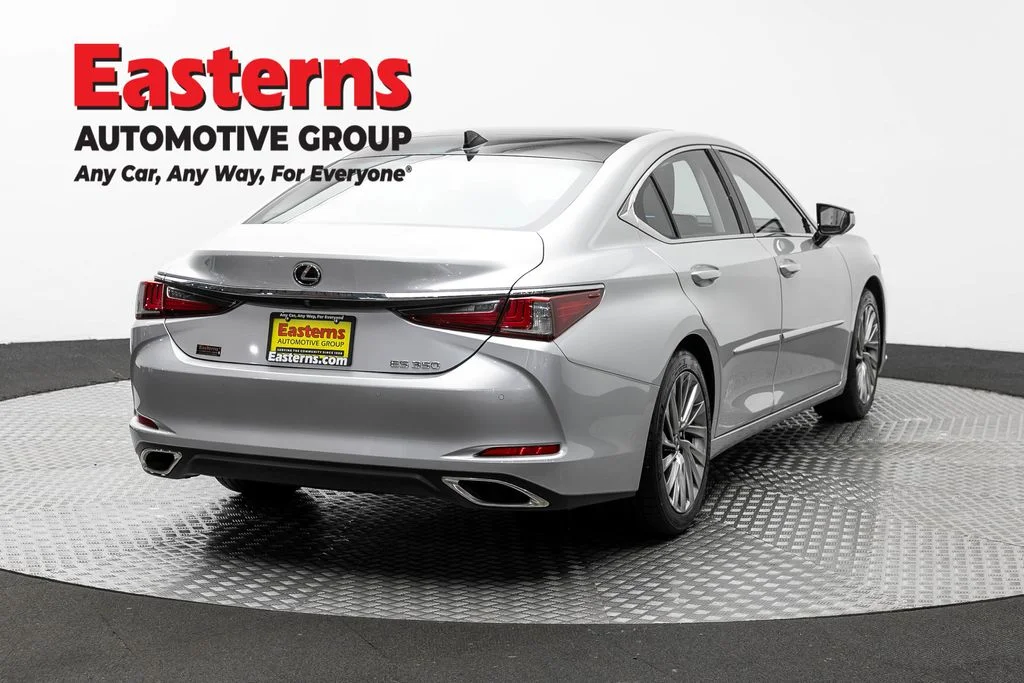 Used 2019 Silver Lexus 350 Ultra Luxury image 5