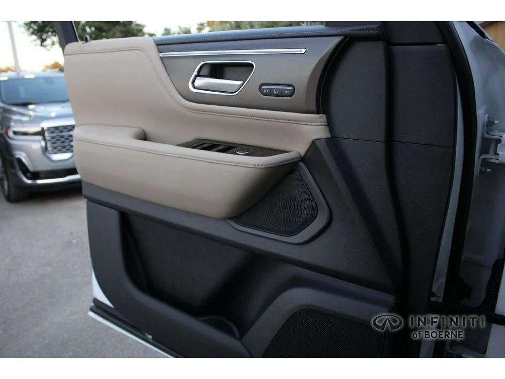 2026 INFINITI QX80 Pure - Photo 16
