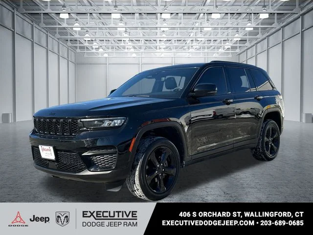 2023 Jeep Grand Cherokee Altitude 4x4's photo