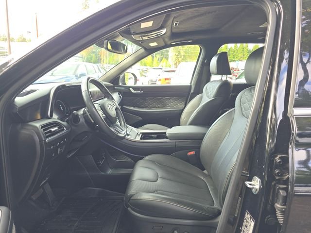 Used 2020 Black Hyundai Limited image 23