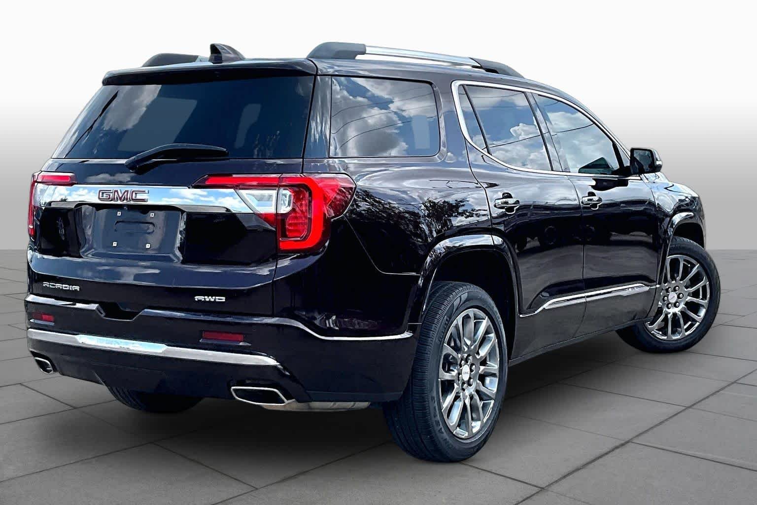 Used 2020 Red Mahogany Metallic GMC Denali image 13