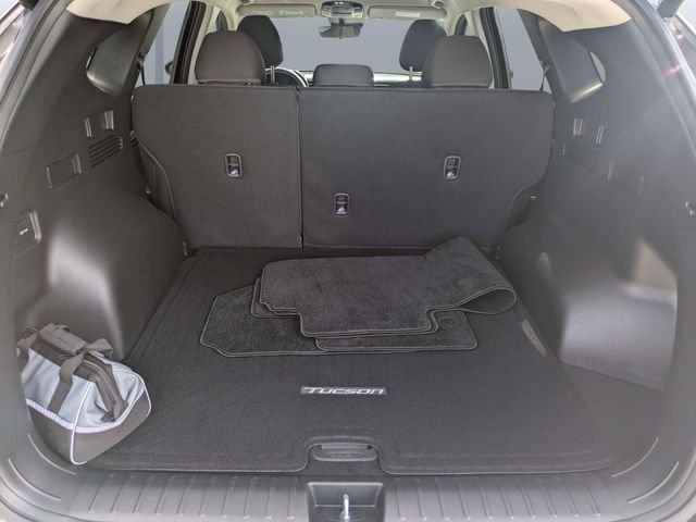 Used 2024 Black Hyundai SEL image 12