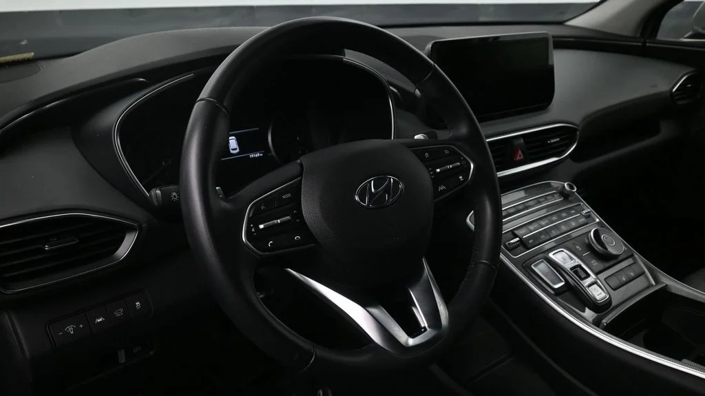 Certified Used 2023 Silver Hyundai SEL image 9