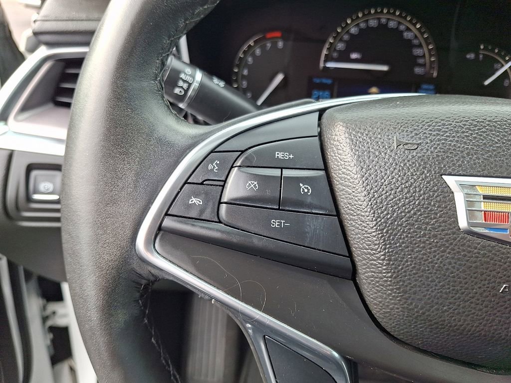 2017 Cadillac XT5 Luxury - Photo 23