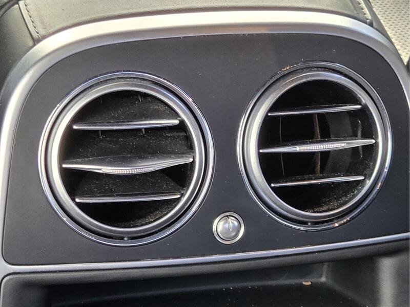 Used 2018 Black MERCEDES-BENZ S 560 SEDAN image 13