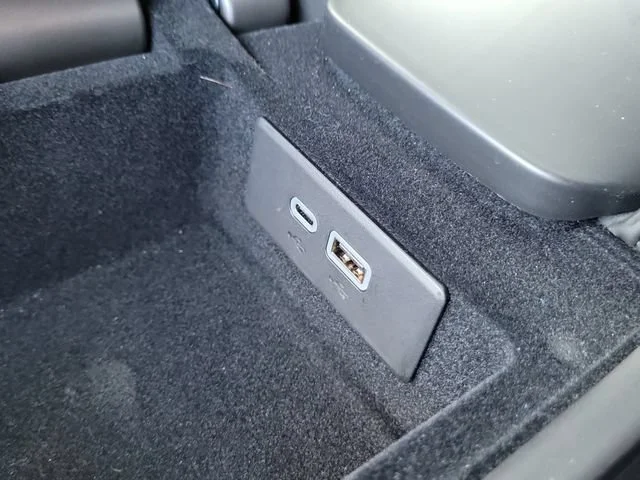 2024 Chevrolet Corvette 3LT - Photo 32