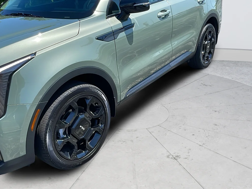 Certified Used 2024 Green Kia X-Line EX image 37