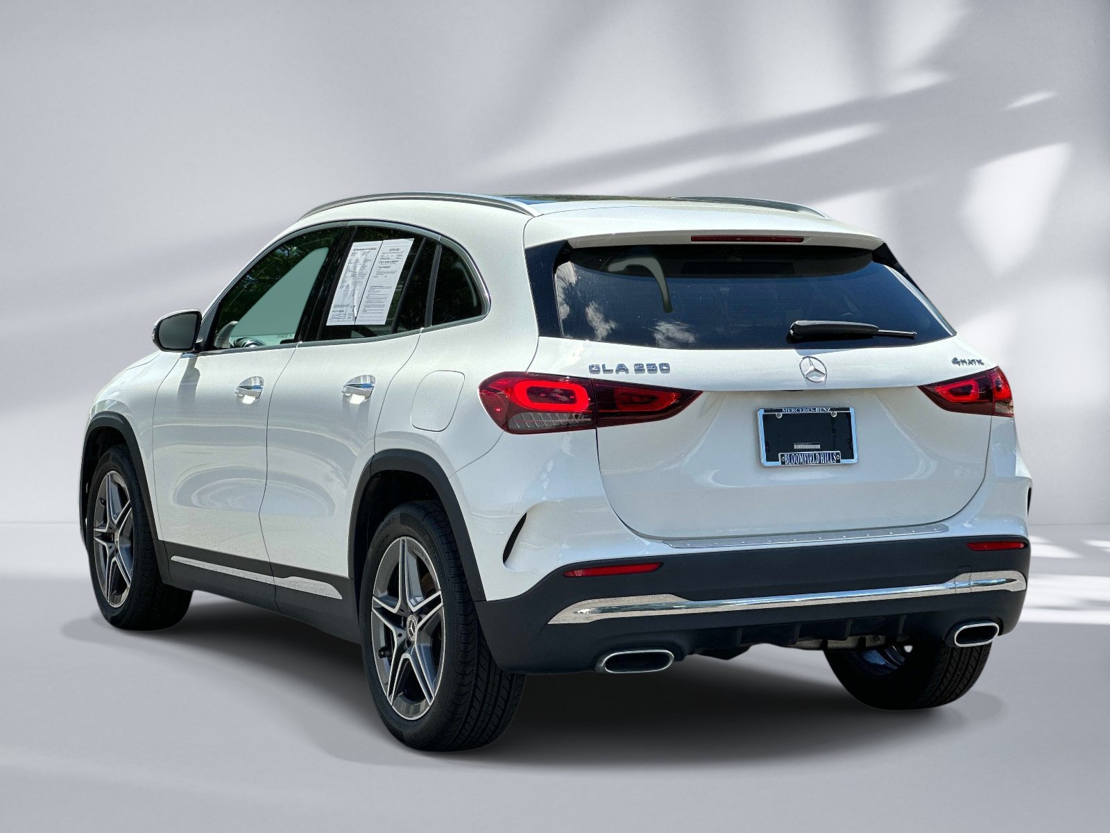 Certified Used 2022 Polar White Mercedes-Benz GLA 250 image 3