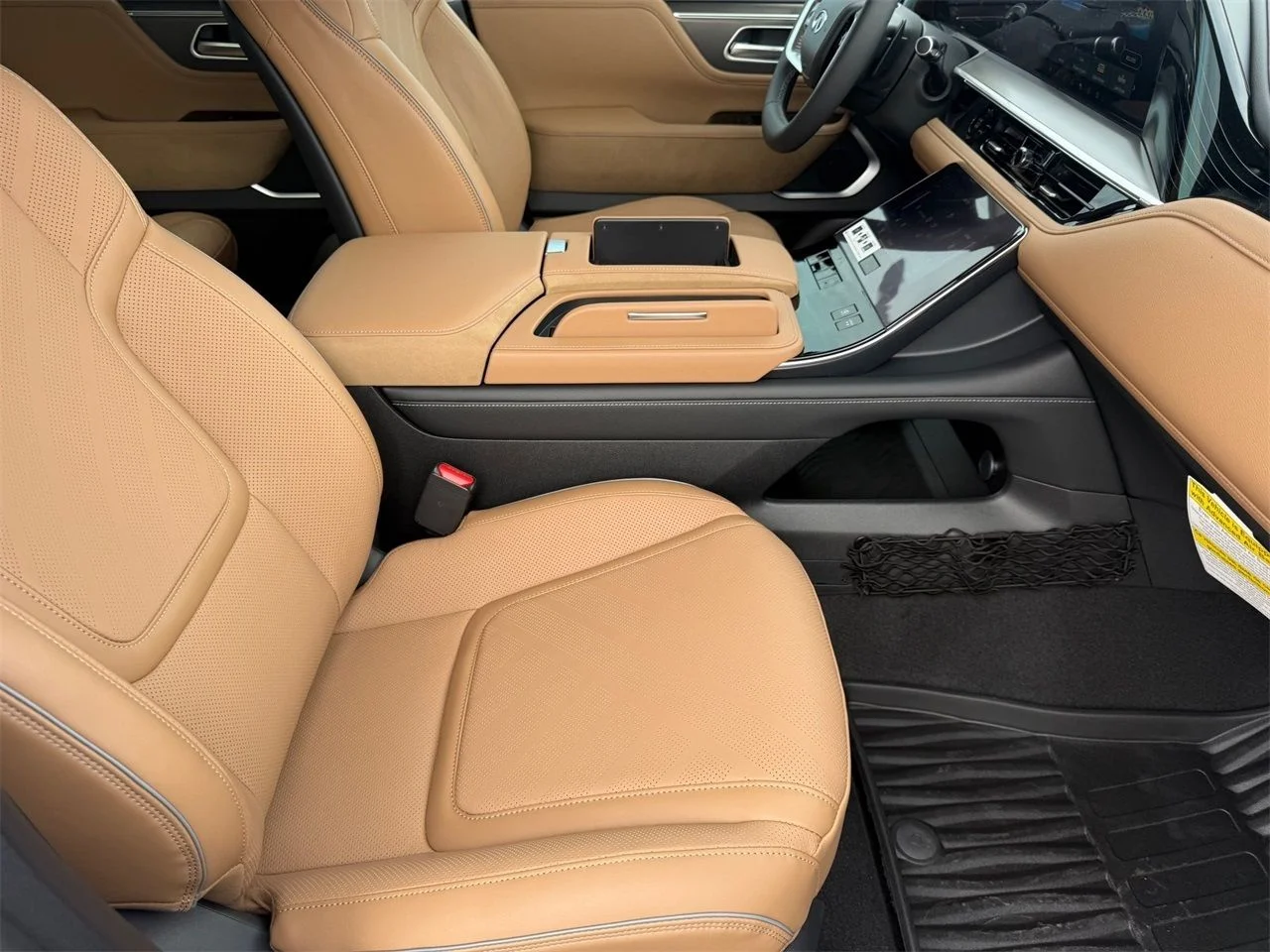 New 2026 ANTHRACITE GRAY INFINITI Luxe 4WD image 28