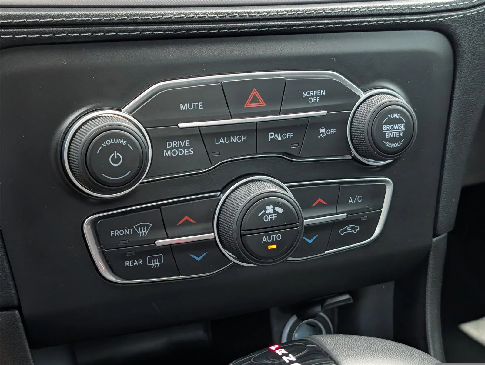 Used 2023 Go Mango Dodge Scat Pack image 18