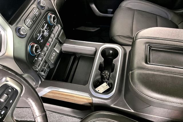 Used 2019 Beige Chevrolet RST image 18
