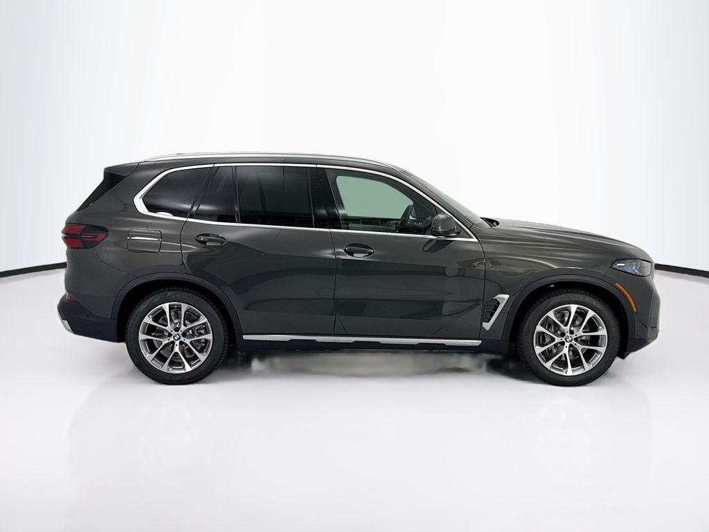 New 2026 Gray Metallic BMW xDrive50e image 4