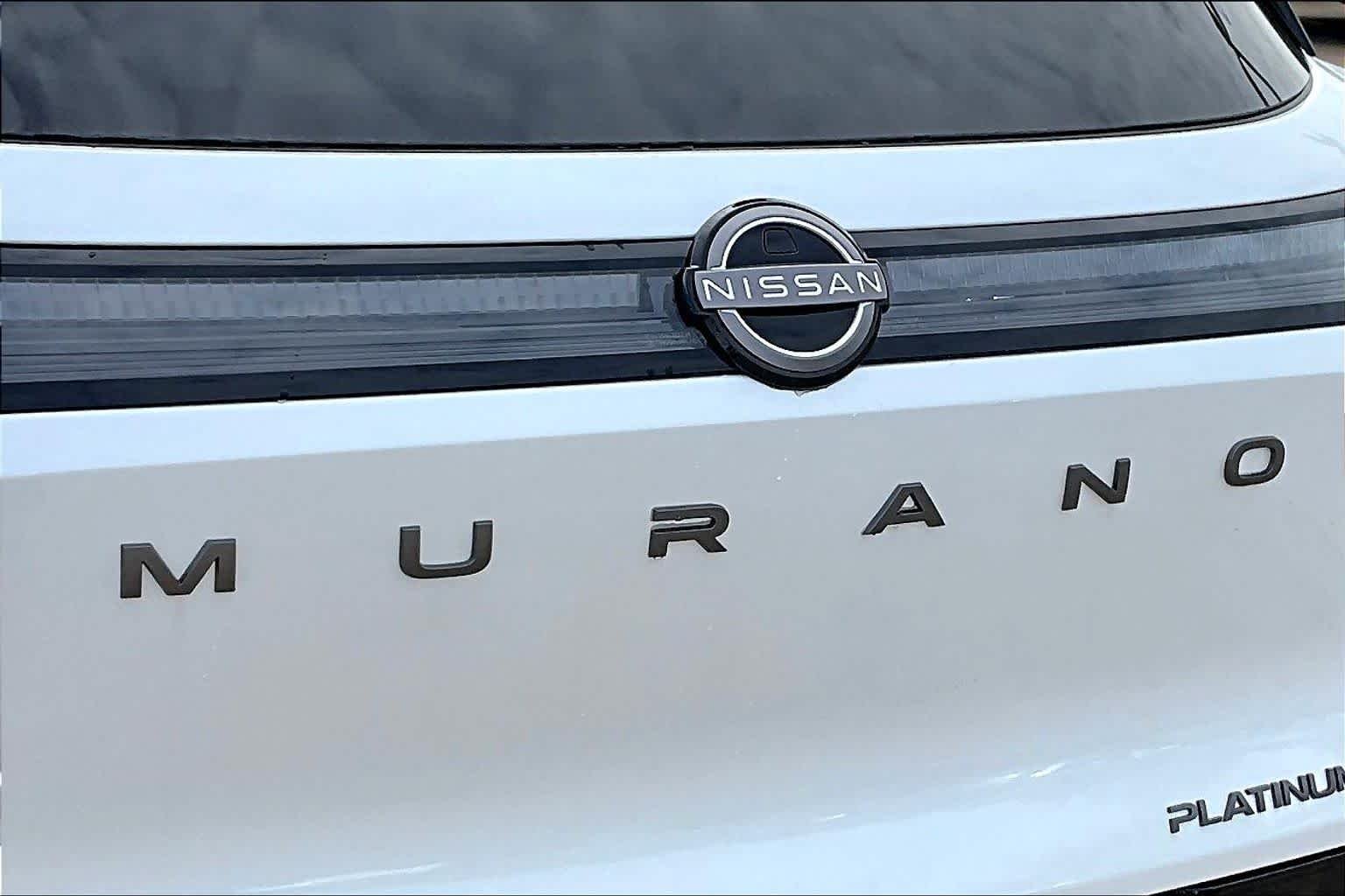 New 2026 Everest White Pearl TriCoat Nissan Platinum image 8