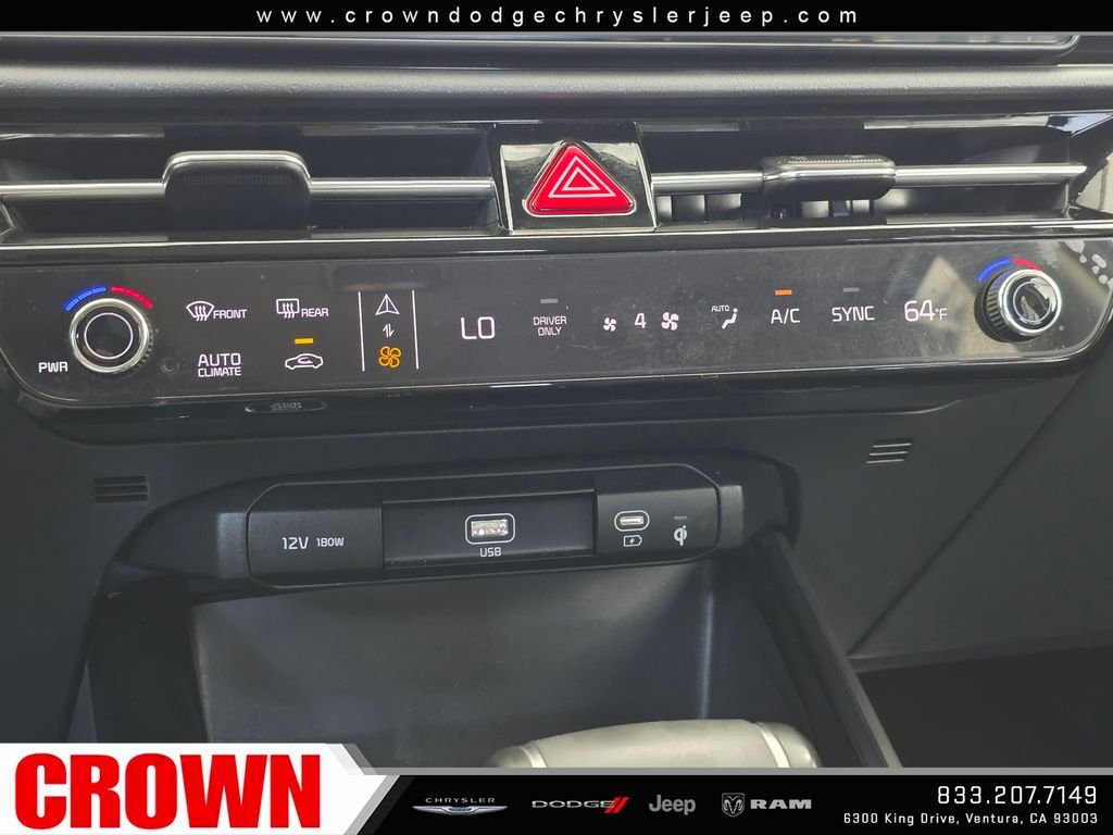 Used 2023 White Kia EX image 26