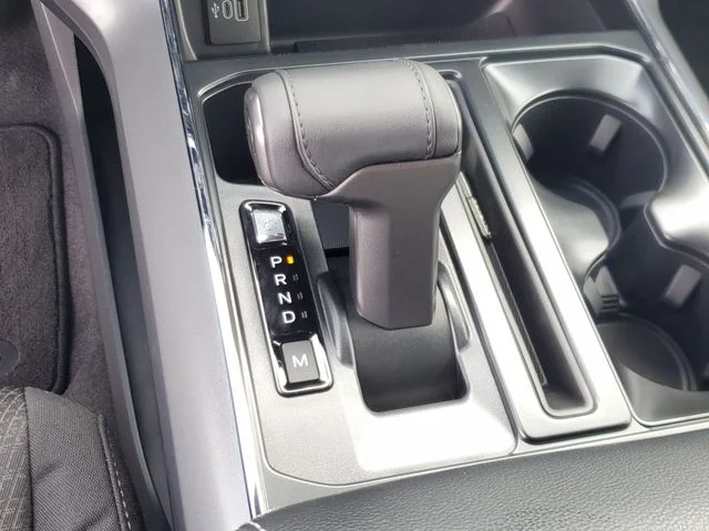 New 2026 Carbonized Gray Metallic Ford XLT image 29