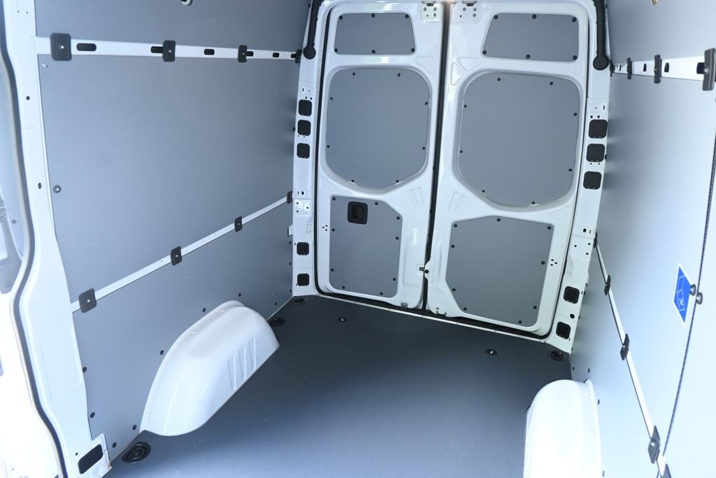 New 2026 Arctic White Mercedes-Benz Cargo 144 WB image 30