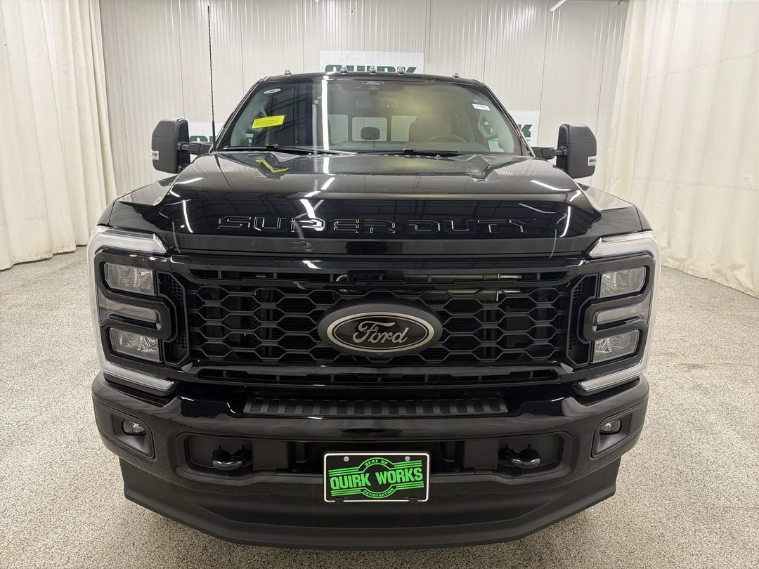 New 2026 Agate Black Metallic Ford F-250® XLT image 2