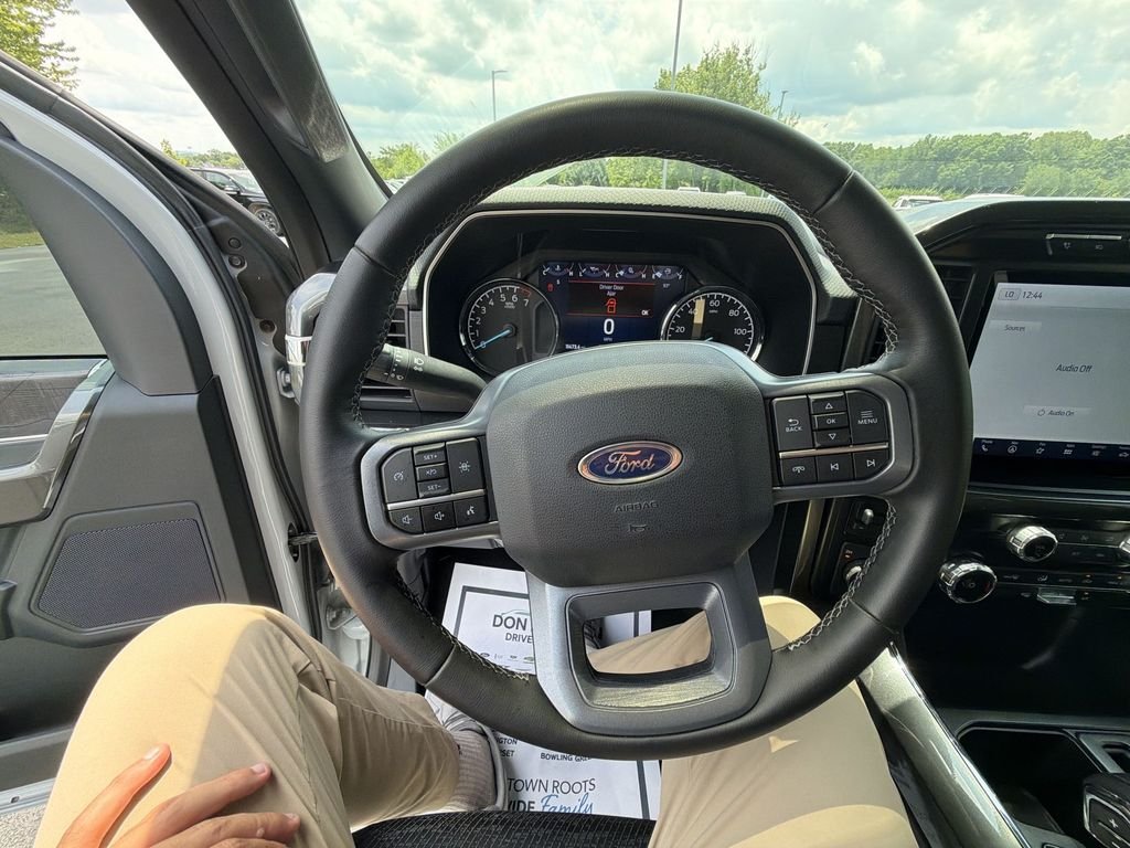 Used 2023 White Ford XLT image 20