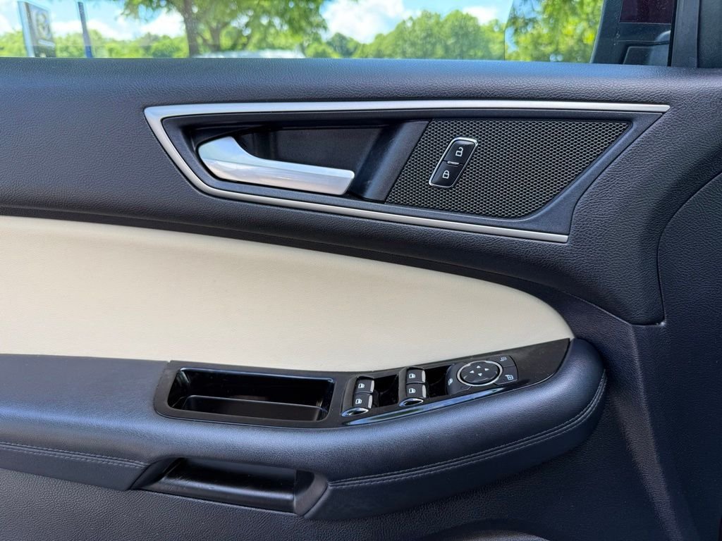 Used 2019 Burgundy Velvet Metallic Tinted Clearcoat Ford SEL image 18