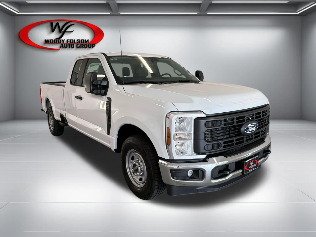 New 2027 White Ford XL image 3