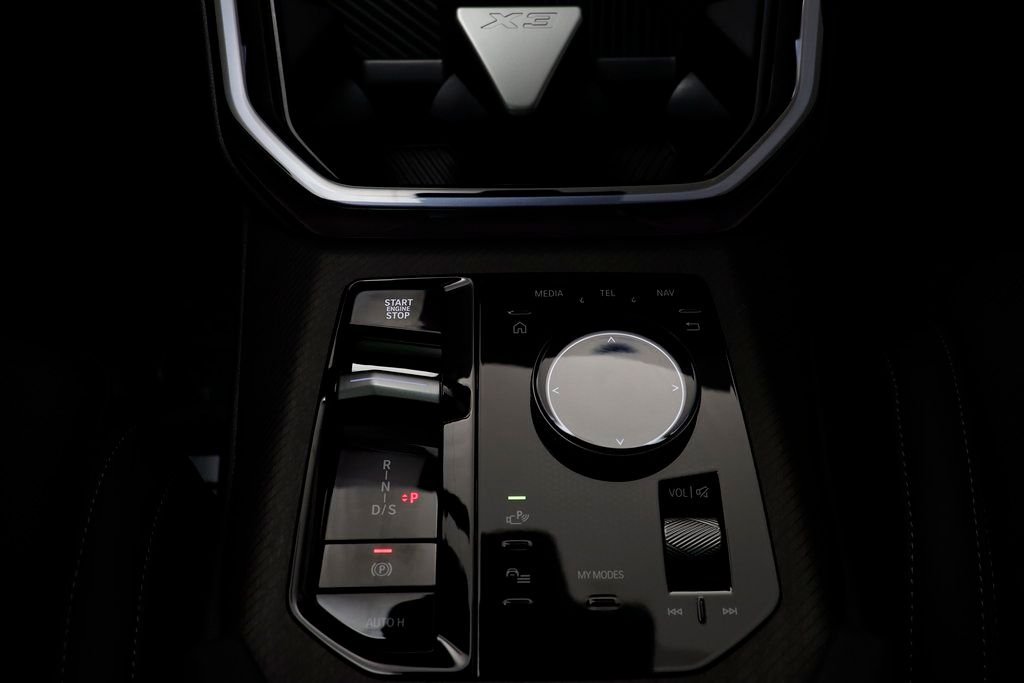 2026 BMW X3 30 - Photo 12