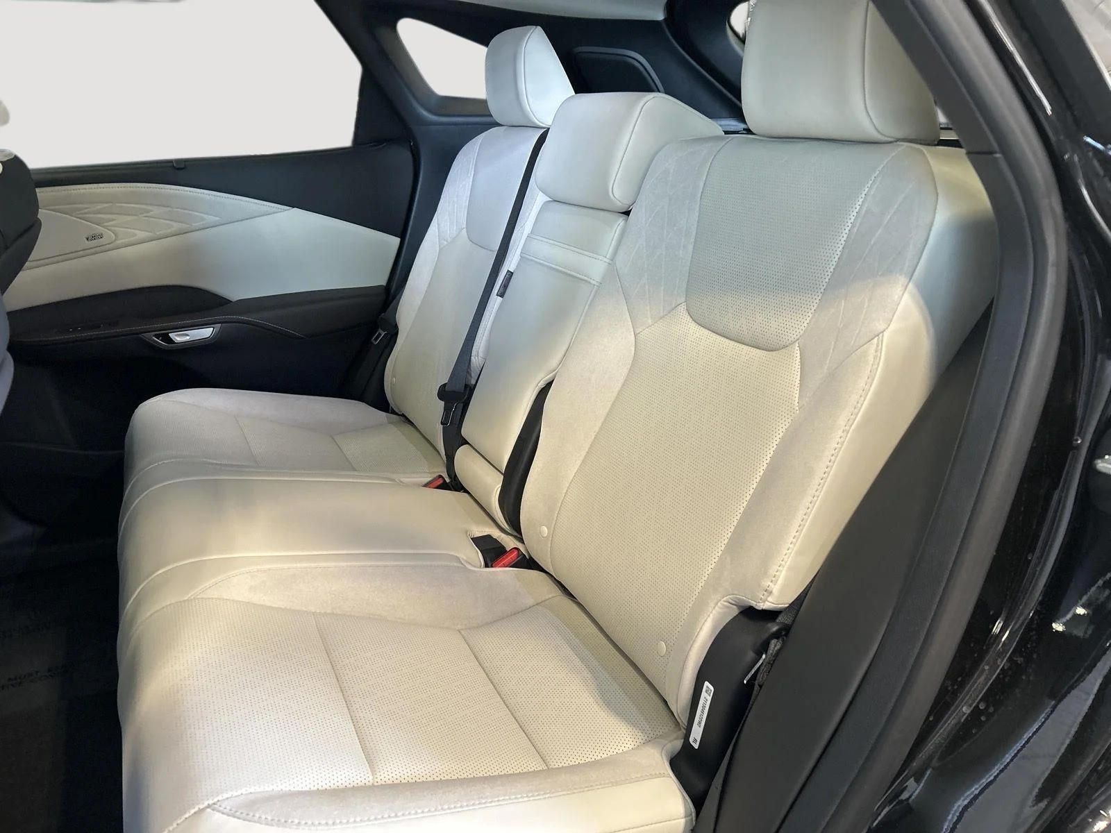 Used 2024 Caviar Lexus RX 350 Luxury image 28