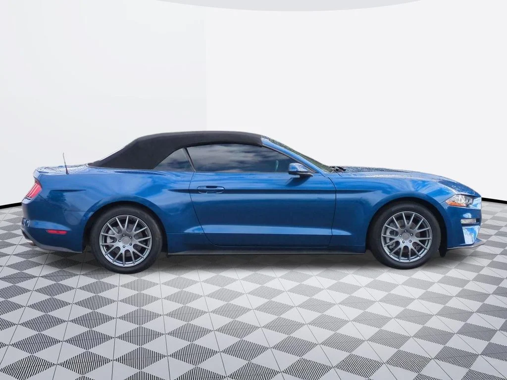Used 2022 Blue Metallic Ford EcoBoost Premium image 7